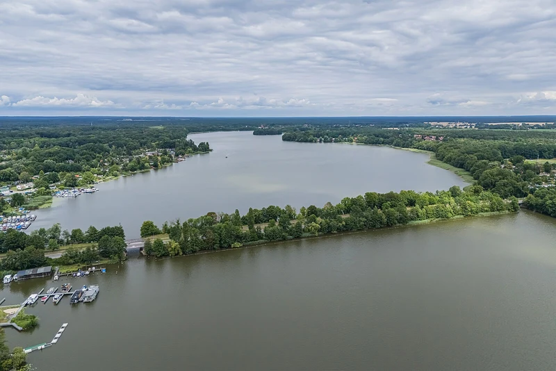 Luftbild Seedamm Neuruppin mit Ruppiner See
